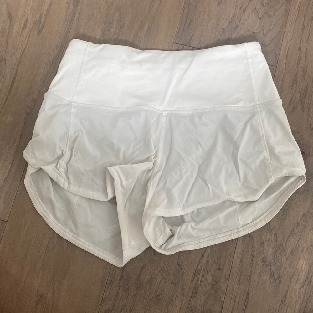 White Lululemon speed ups high-wasted size 2 and 2.5 inch